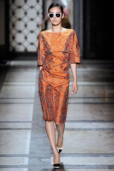 Look 7